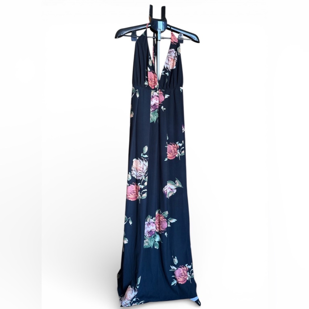 Showpo Designed in Australia Floral Maxi Halter Dress with Slit - Picture 4 of 8